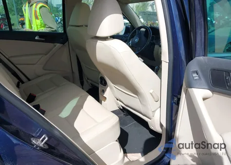 2014 Volkswagen Tiguan Sel from USA, damaged, VIN WVGAV3AX8EW559119